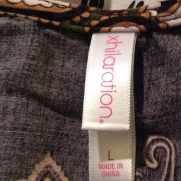 Xhilaration Paisley Dolman Sleeve L - Picture 5 of 5